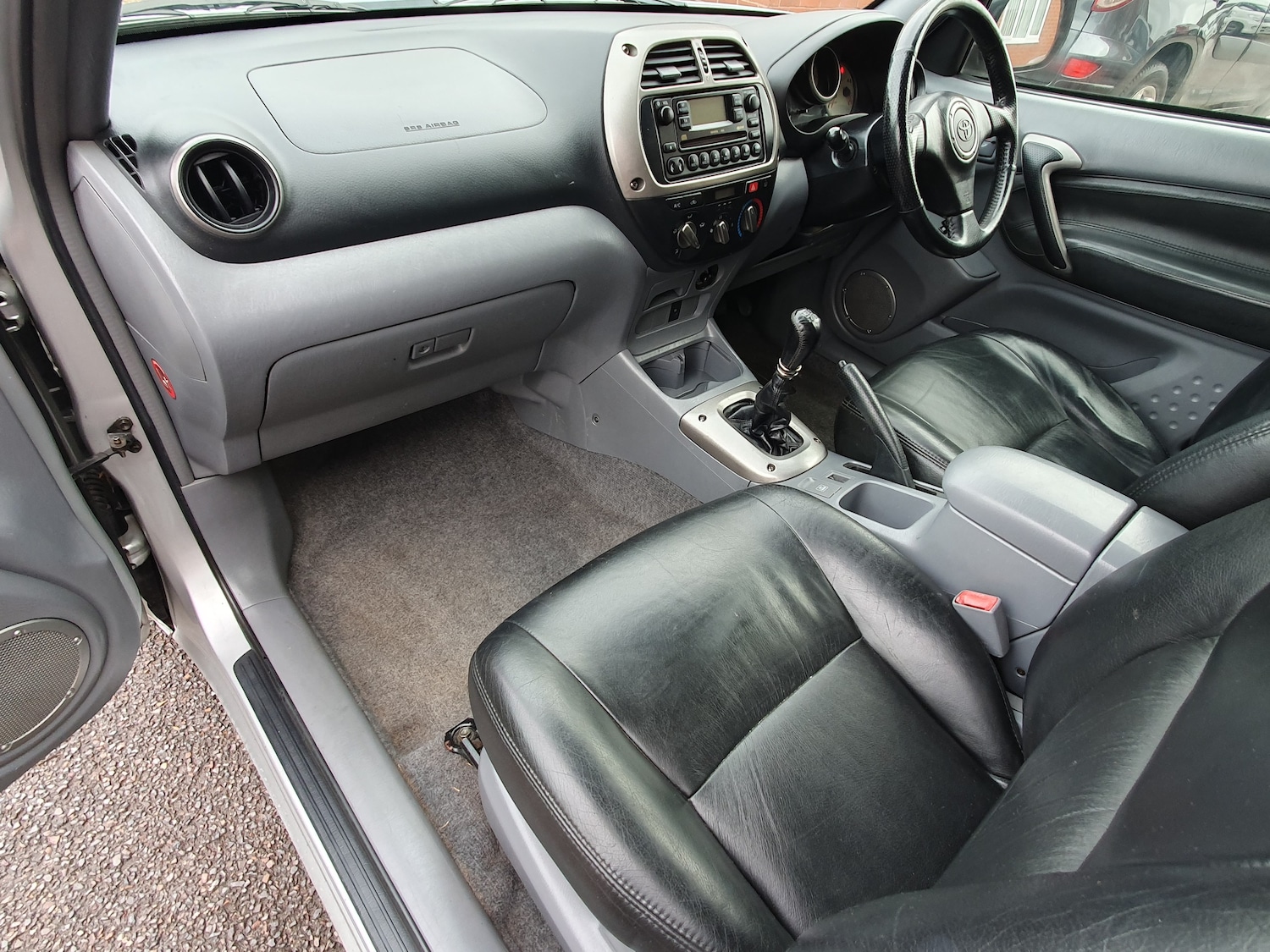 Used Toyota RAV4 2003 for sale - 76416489: Photo 13