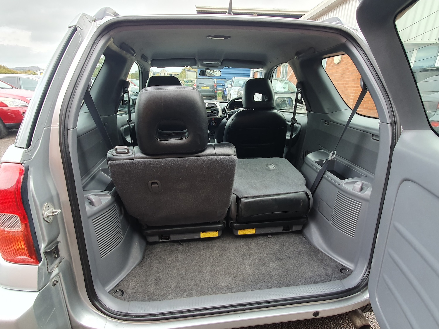 Used Toyota RAV4 2003 for sale - 76416489: Photo 22