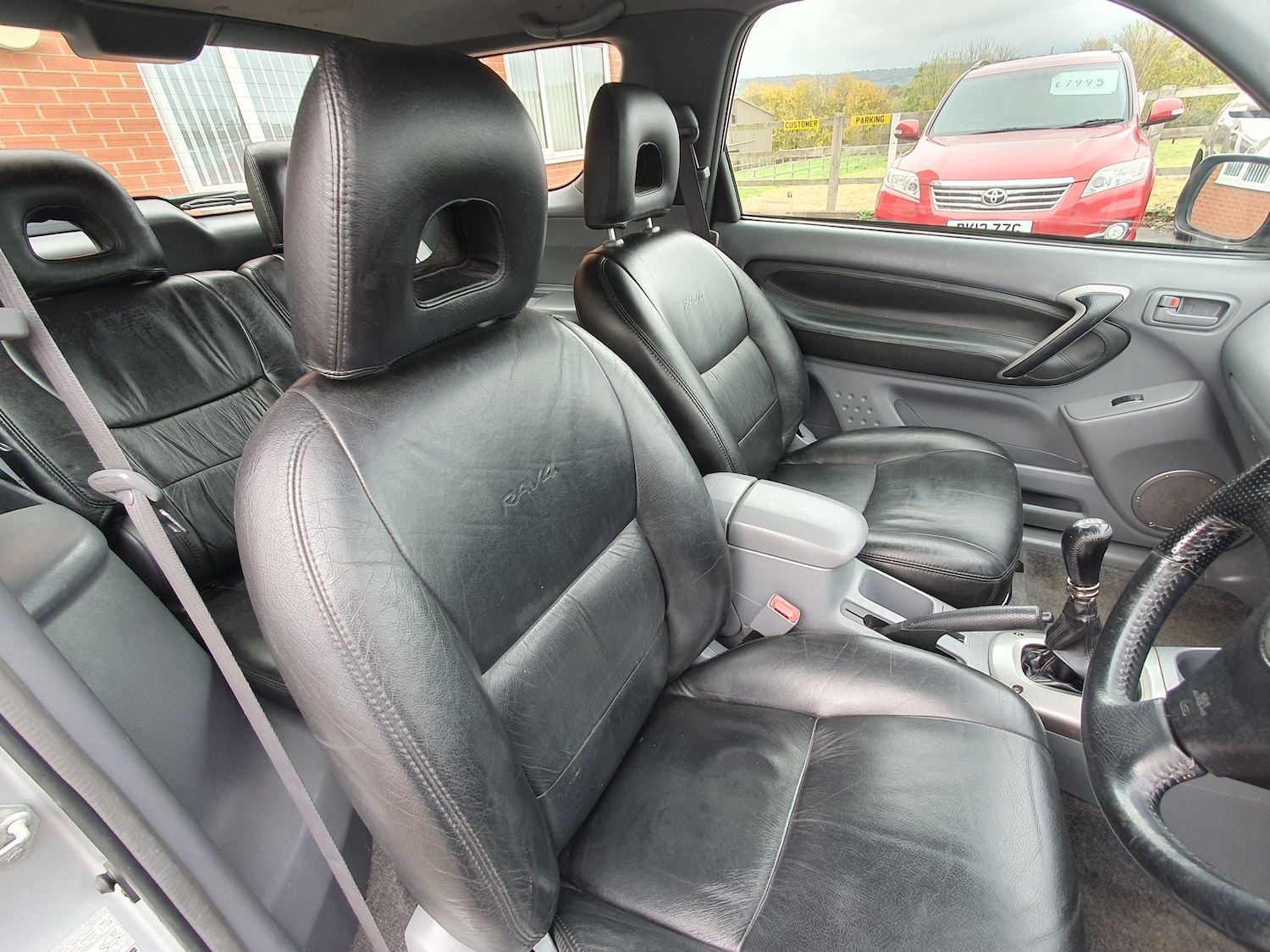 Used Toyota RAV4 2003 for sale - 76416489: Photo 25