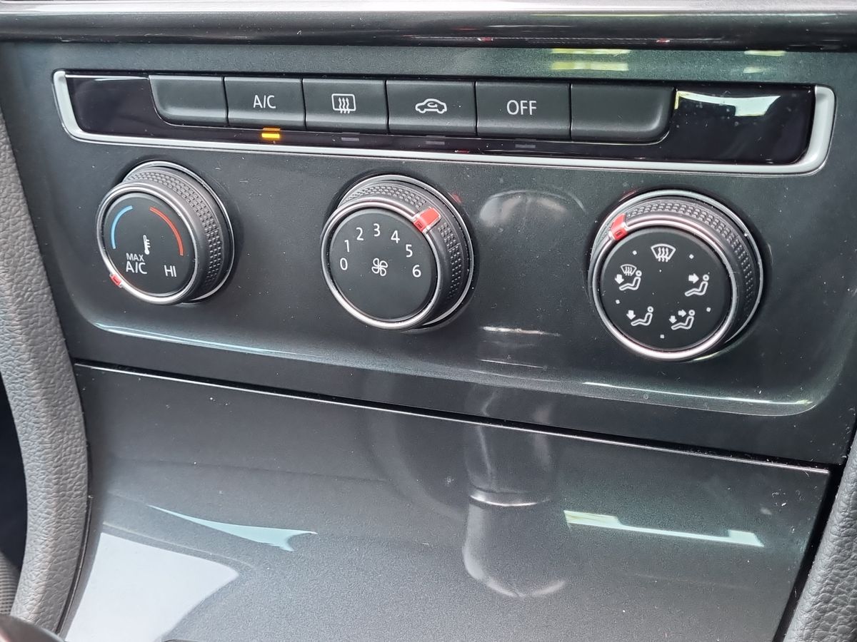 2019 Volkswagen Golf 1.6 TDI Match 5dr Hatchback Diesel Manual - Picture 22 of 24