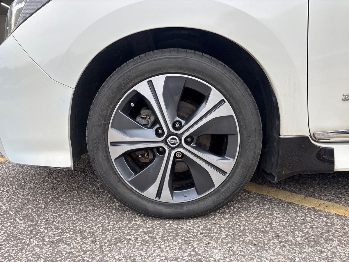 Used Nissan Leaf 2018 for sale - 77614360: Photo 9