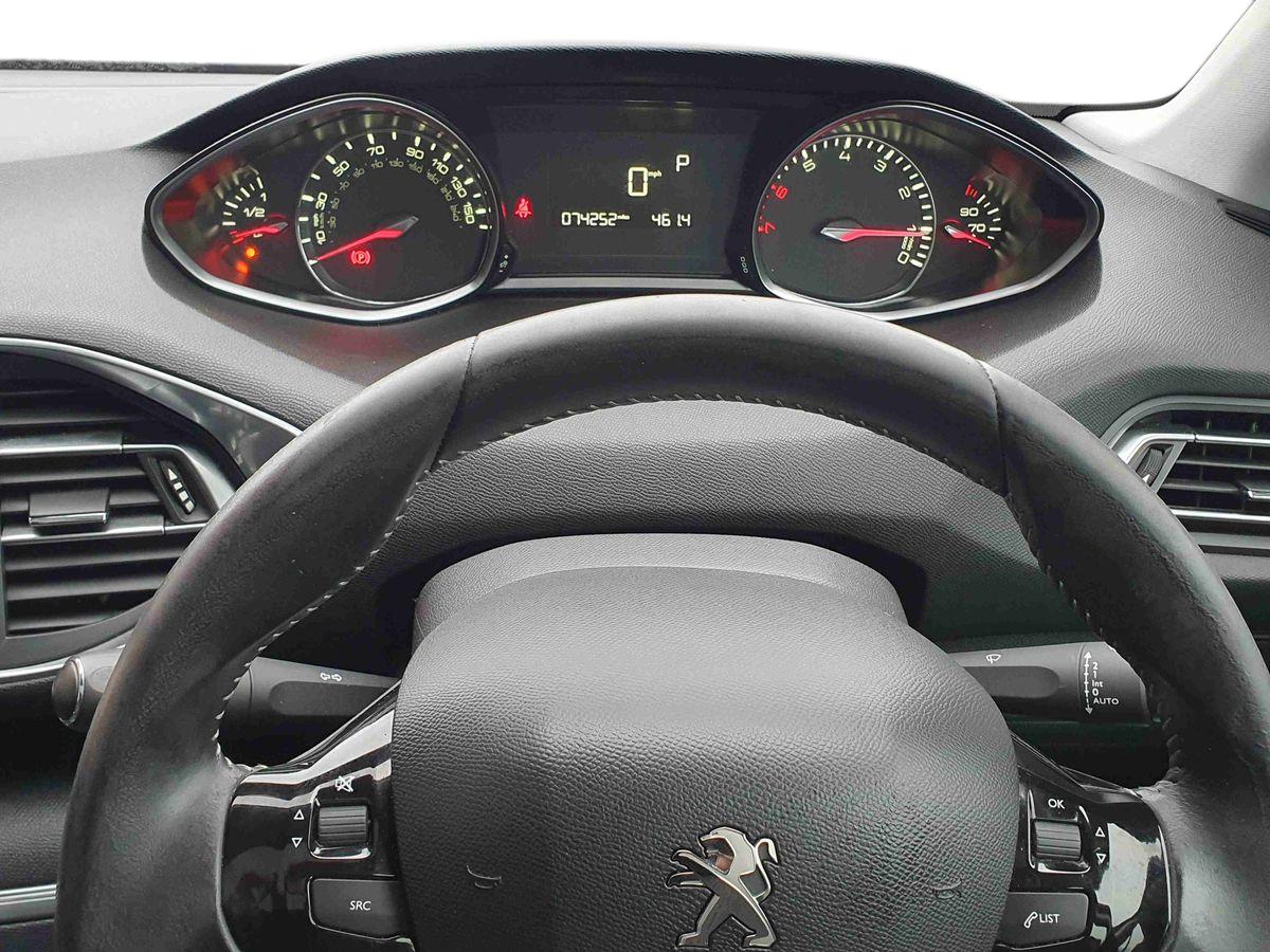 Used Peugeot 308 2017 for sale - 77470936: Photo 13