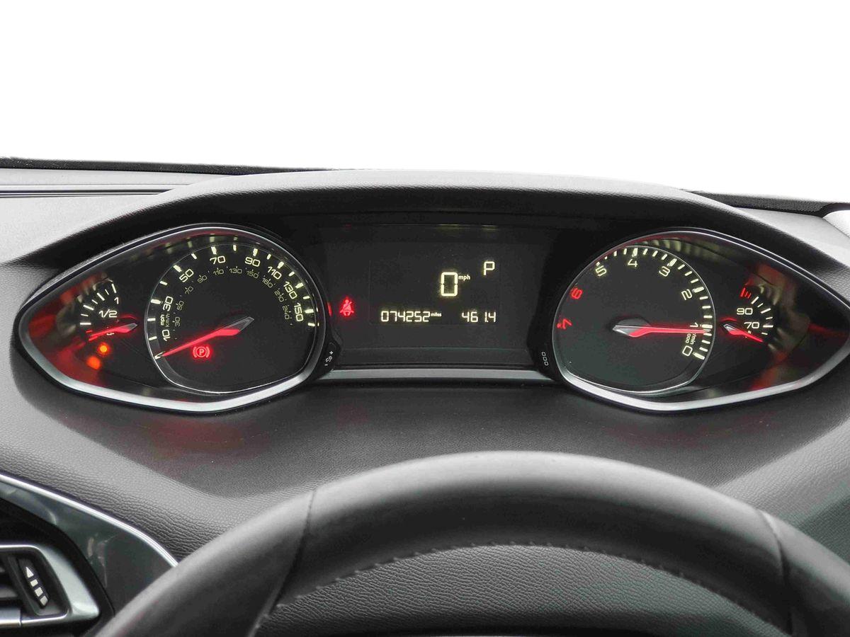 Used Peugeot 308 2017 for sale - 77470936: Photo 14