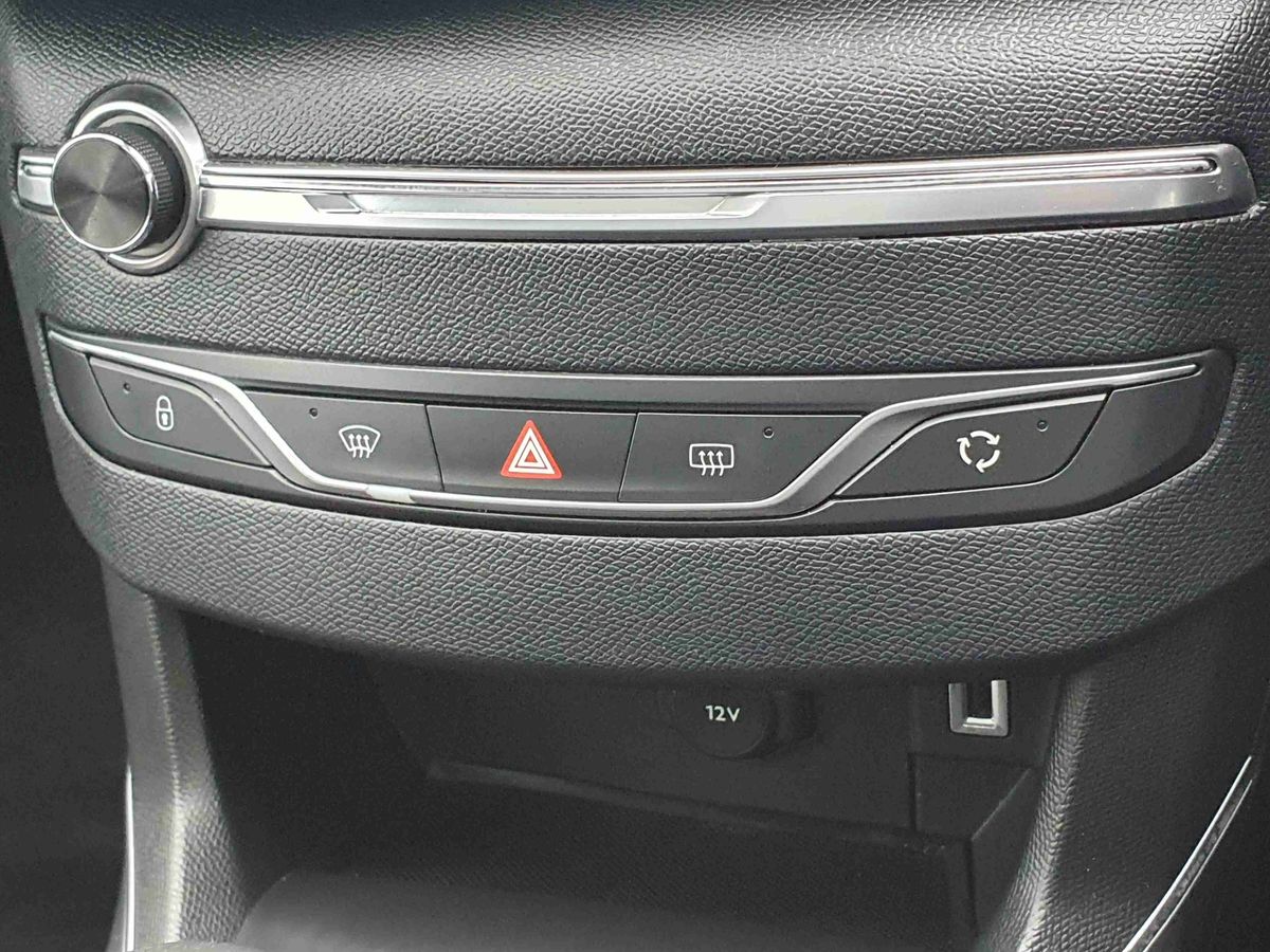 Used Peugeot 308 2017 for sale - 77470936: Photo 25