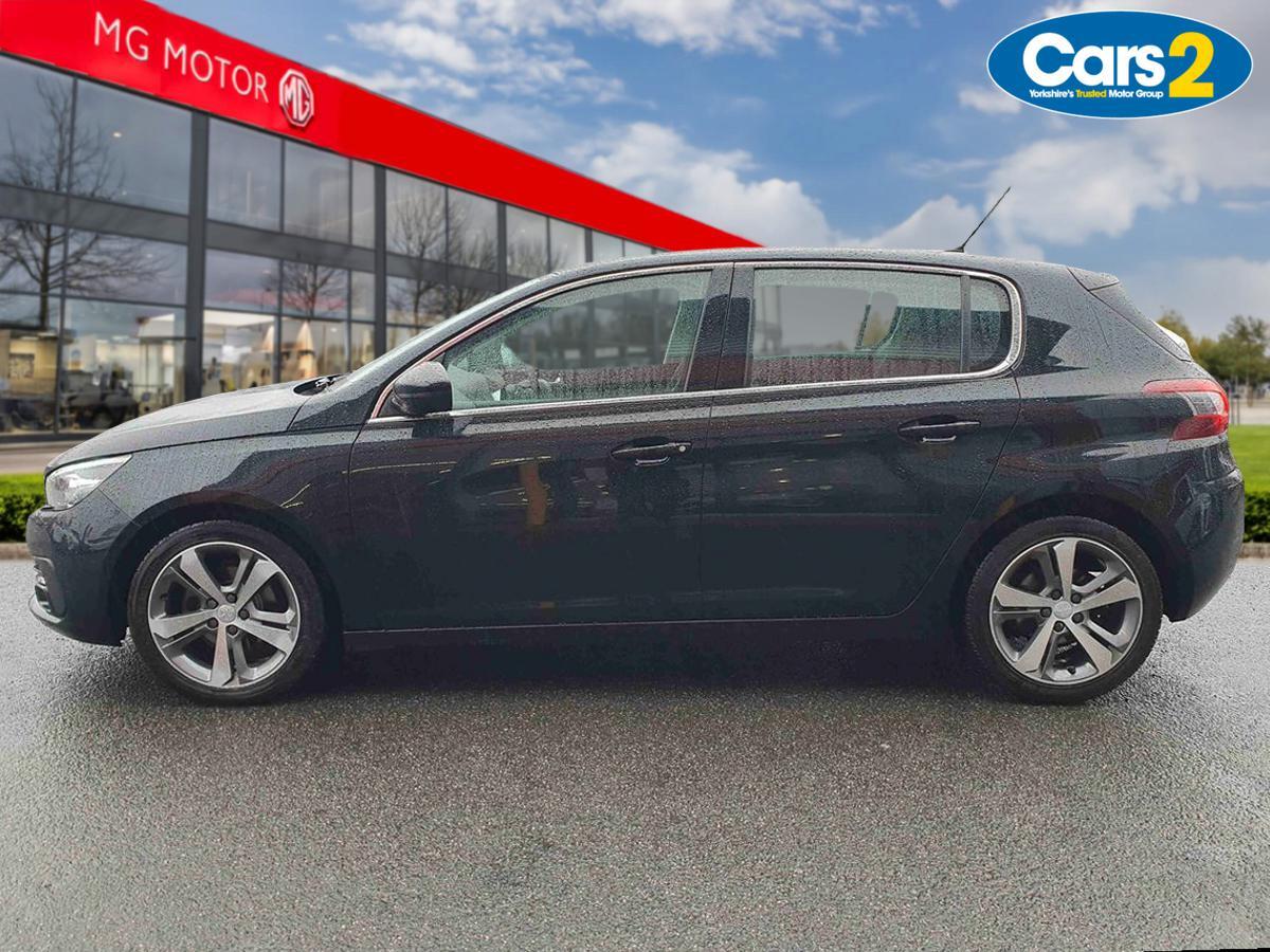 Used Peugeot 308 2017 for sale - 77470936: Photo 6
