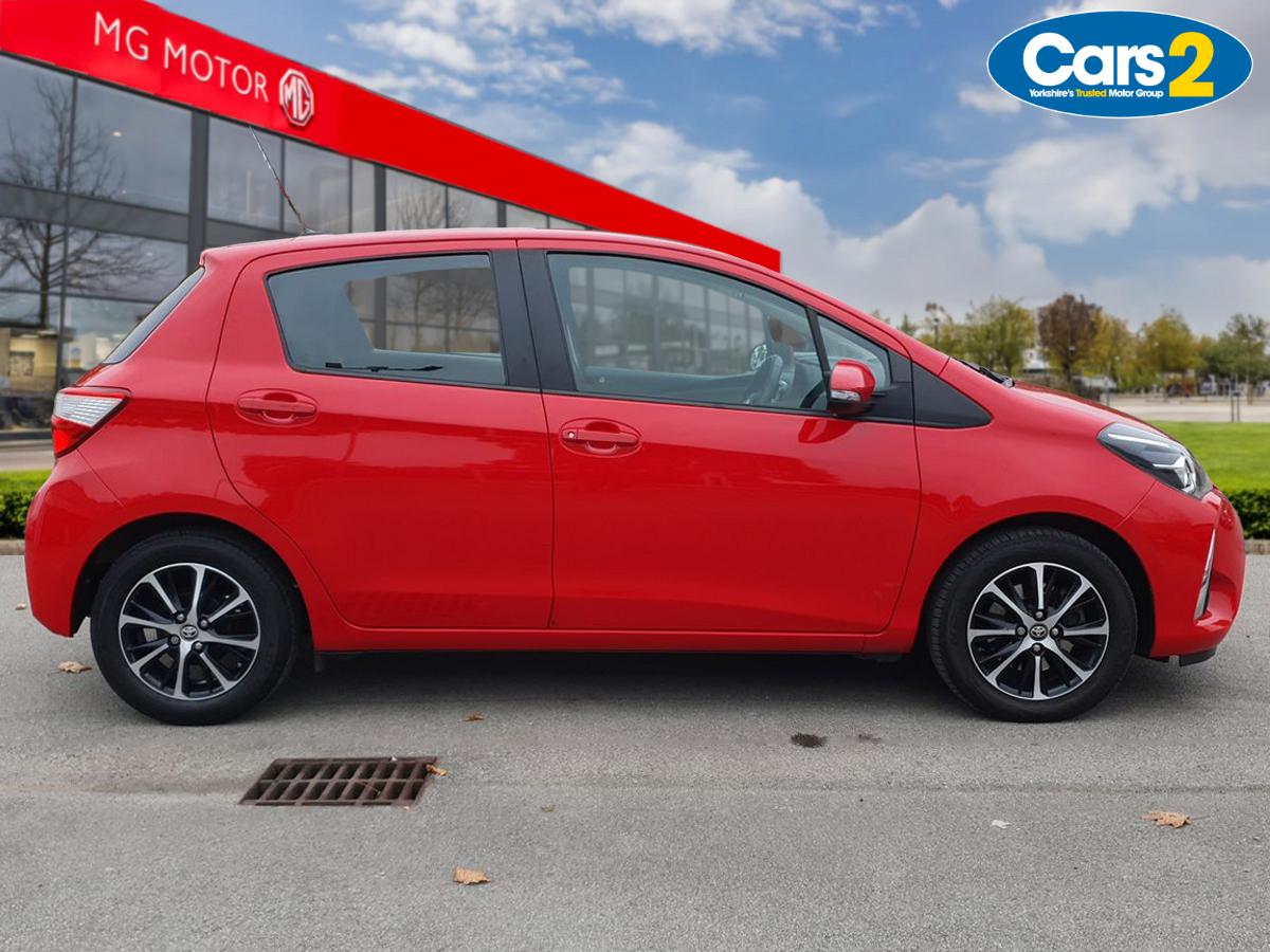 Used Toyota Yaris 2019 for sale - 76312078: Photo 2