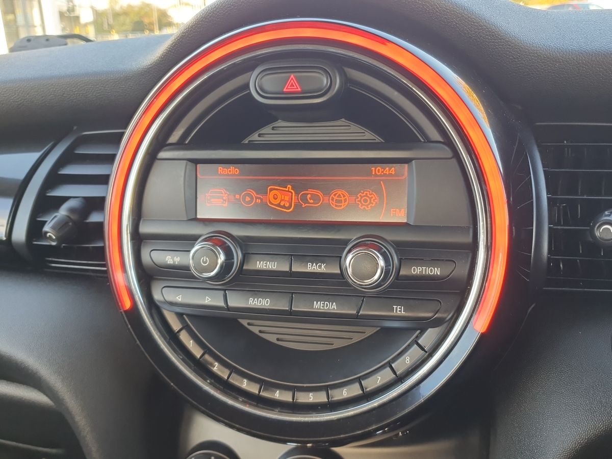Used MINI Hatch 2018 for sale - 76372761: Photo 19