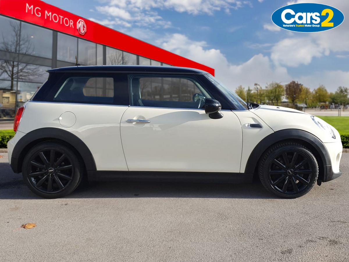 Used MINI Hatch 2018 for sale - 76372761: Photo 2