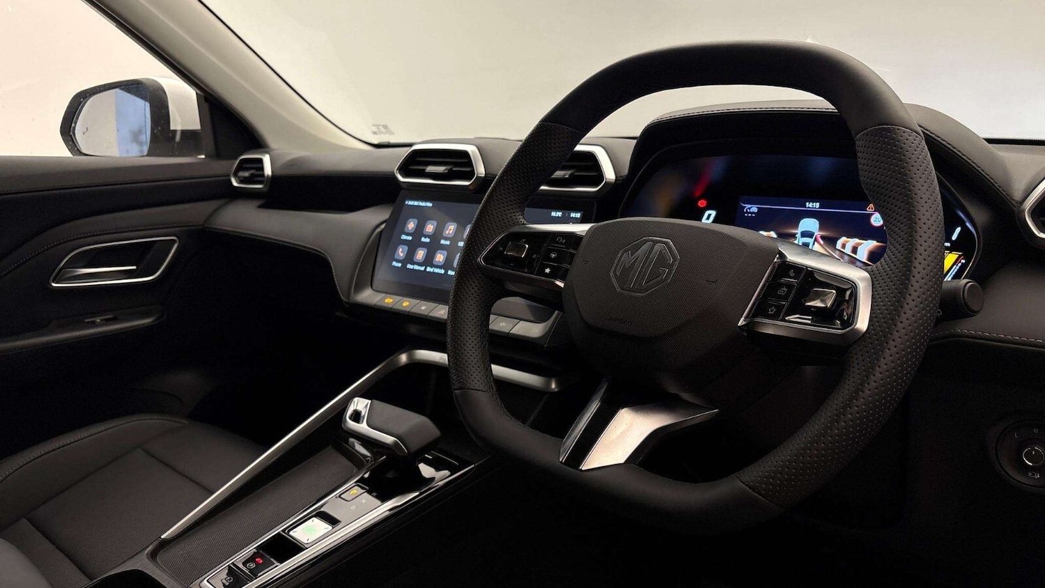 Used MG MG ZS 2025 for sale - 76861795: Photo 2