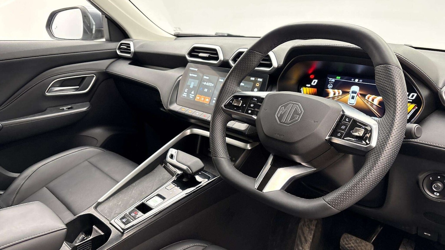 Used MG MG ZS 2025 for sale - 77116058: Photo 2