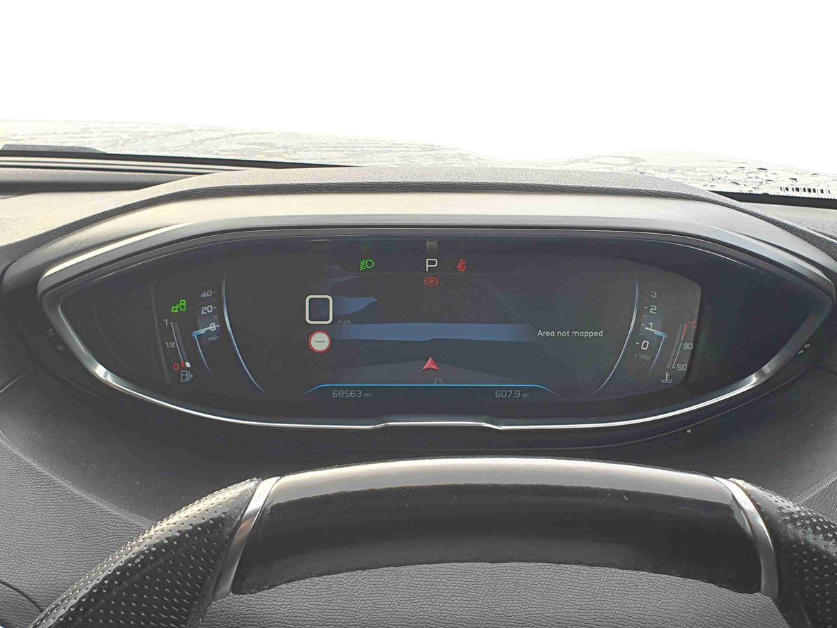 Used Peugeot 5008 2018 for sale - 76842105: Photo 14