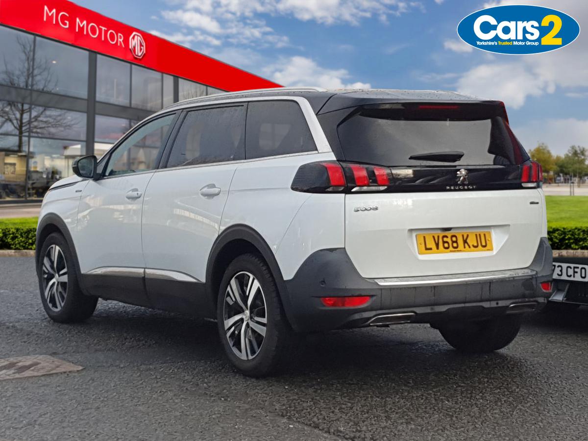 Used Peugeot 5008 2018 for sale - 76842105: Photo 5