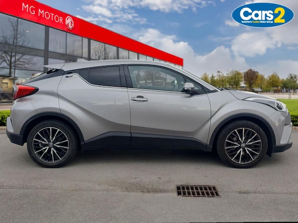 Used Toyota C-HR 2017 for sale - 76015275: Photo 2