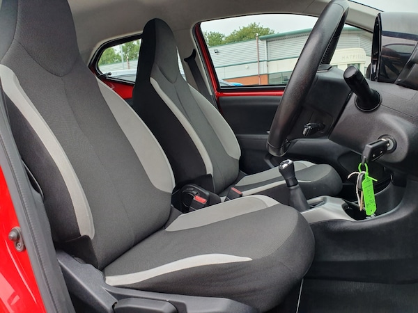 Used Toyota AYGO 2017 for sale - 75410162: Photo 11