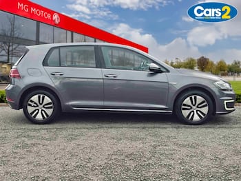 Used Volkswagen Golf 2018 for sale - 79710375: Photo