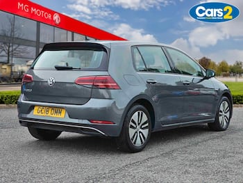 Used Volkswagen Golf 2018 for sale - 79710375: Photo