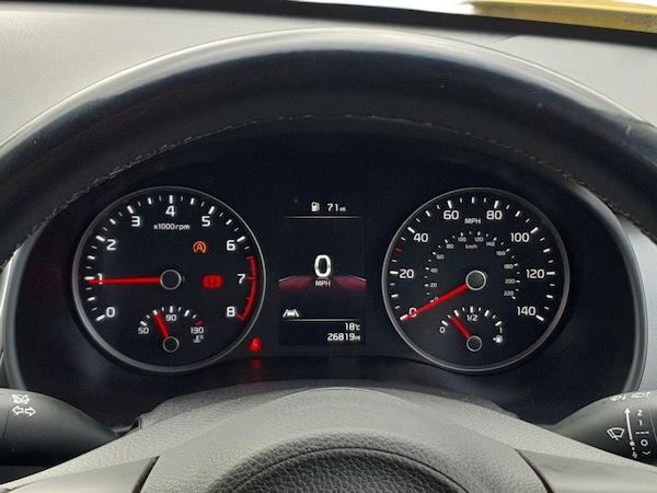Used Kia Stonic 2020 for sale - 75738514: Photo 14