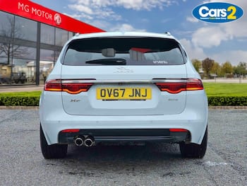 Used Jaguar XF 2017 for sale - 79739361: Photo