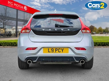 Used Volvo V40 2018 for sale - 79413335: Photo