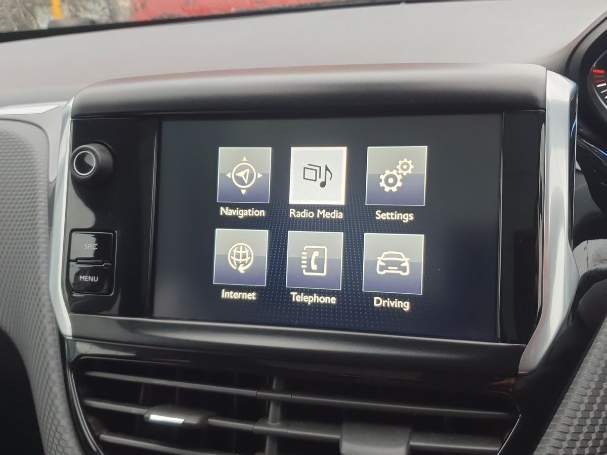 Used Peugeot 2008 2015 for sale - 76586983: Photo 18