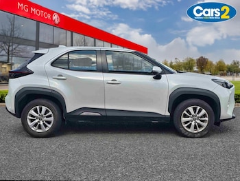 Used Toyota Yaris Cross 2023 for sale - 79367143: Photo