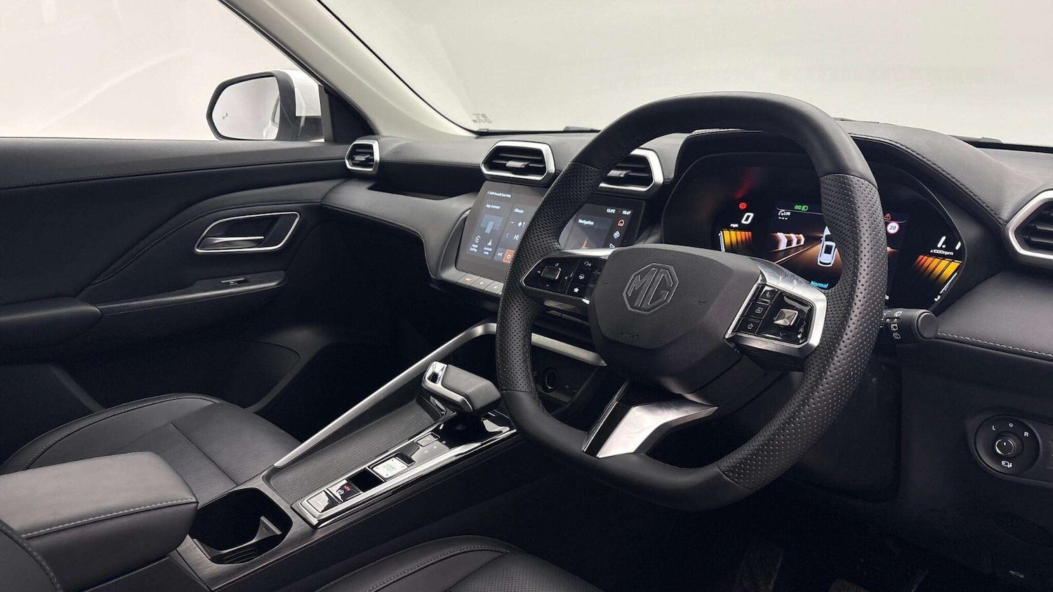 Used MG MG ZS 2025 for sale - 77116061: Photo 2