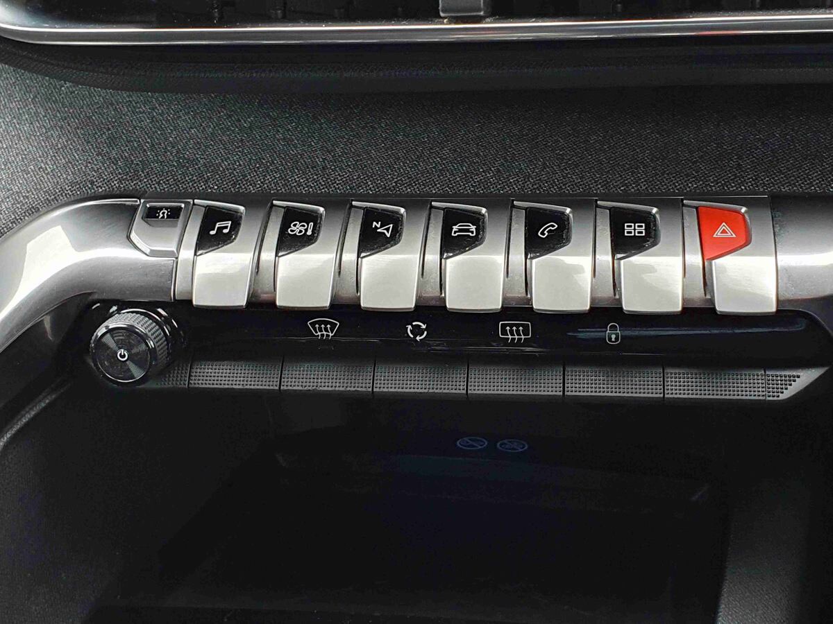 Used Peugeot 3008 2018 for sale - 77360551: Photo 26