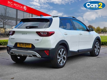 Used Kia Stonic 2021 for sale - 79502341: Photo