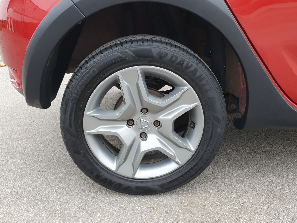 Used Dacia Sandero Stepway 2018 for sale - 76312122: Photo 9