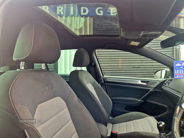 Used Volkswagen Golf 2017 for sale - 76123256: Photo 10