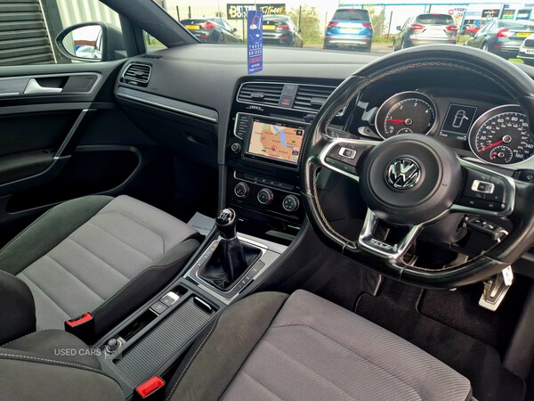 Used Volkswagen Golf 2017 for sale - 76123256: Photo 11