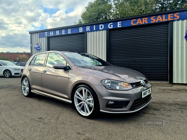 Used Volkswagen Golf 2017 for sale - 76123256: Photo 2