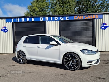 Volkswagen - Golf