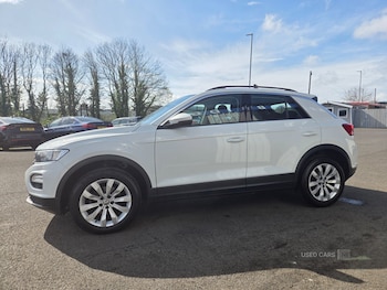 Used Volkswagen T-Roc 2020 for sale - 78205746: Photo
