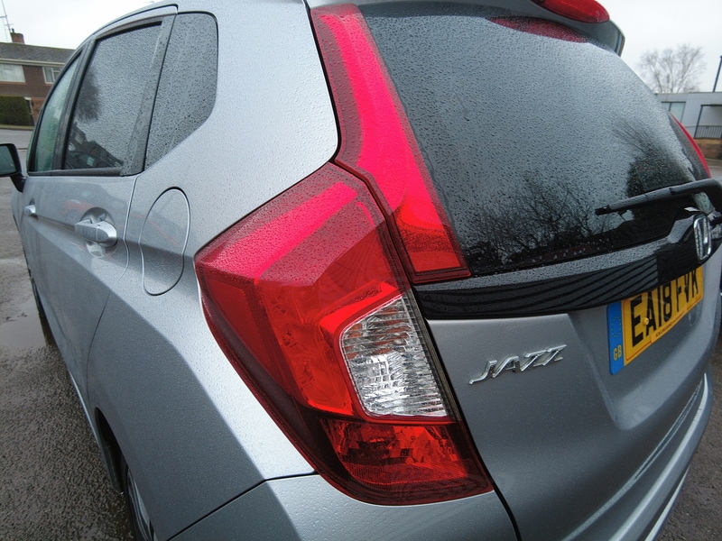 Used Honda Jazz 2018 for sale - 77530235: Photo 46