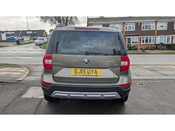 Used Skoda Yeti 2015 for sale - 77530244: Photo