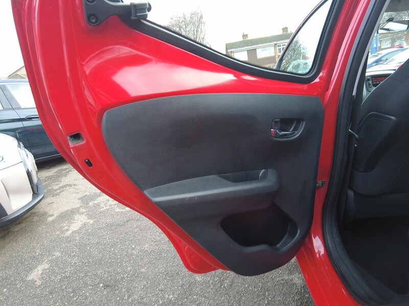 Used Toyota AYGO 2017 for sale - 77530297: Photo 44