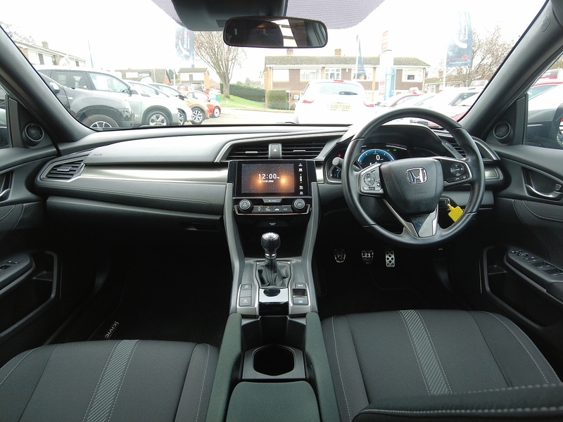 Used Honda Civic 2018 for sale - 77530237: Photo 17