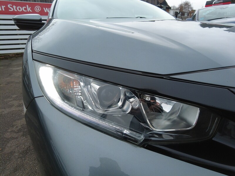 Used Honda Civic 2018 for sale - 77530237: Photo 38