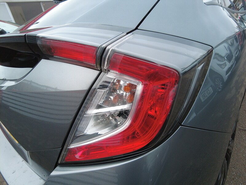 Used Honda Civic 2018 for sale - 77530237: Photo 41