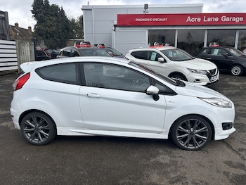 Used Ford Fiesta 2016 for sale - 77765887: Photo
