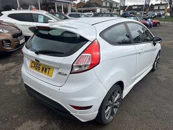 Used Ford Fiesta 2016 for sale - 77765887: Photo