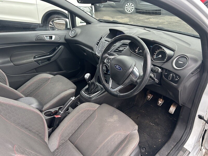 Used Ford Fiesta 2016 for sale - 77765887: Photo 9