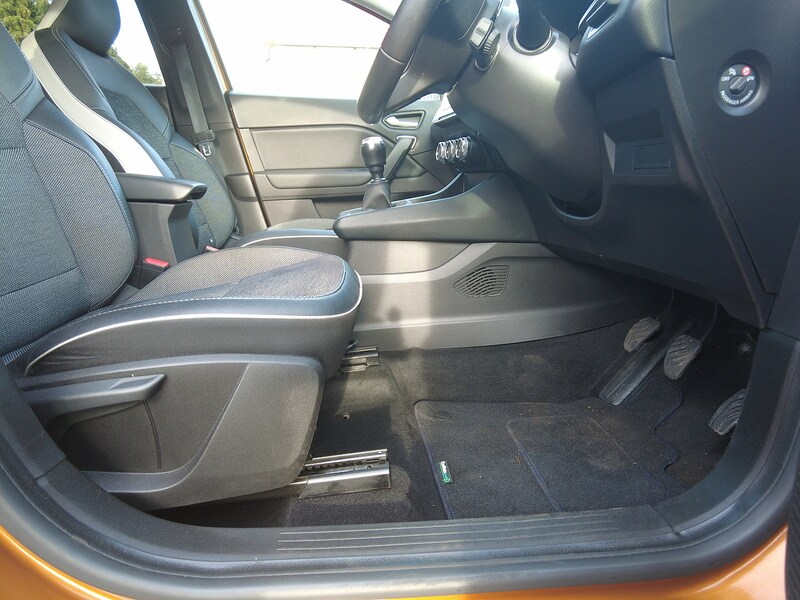 Used Renault Captur 2020 for sale - 77530269: Photo 52