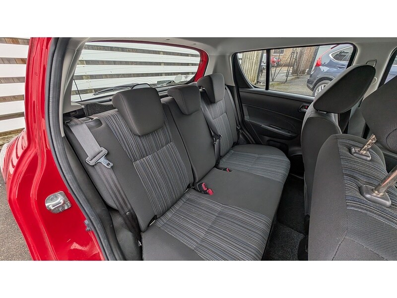 Used Suzuki Swift 2015 for sale - 77530241: Photo 9