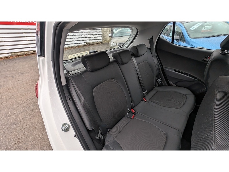 Used Hyundai i10 2018 for sale - 77617852: Photo 10