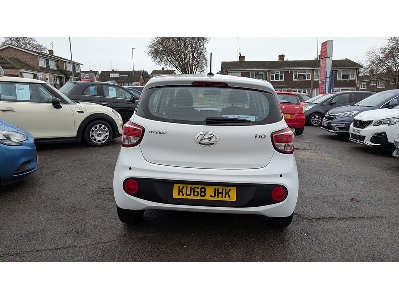 Used Hyundai i10 2018 for sale - 77617852: Photo 2