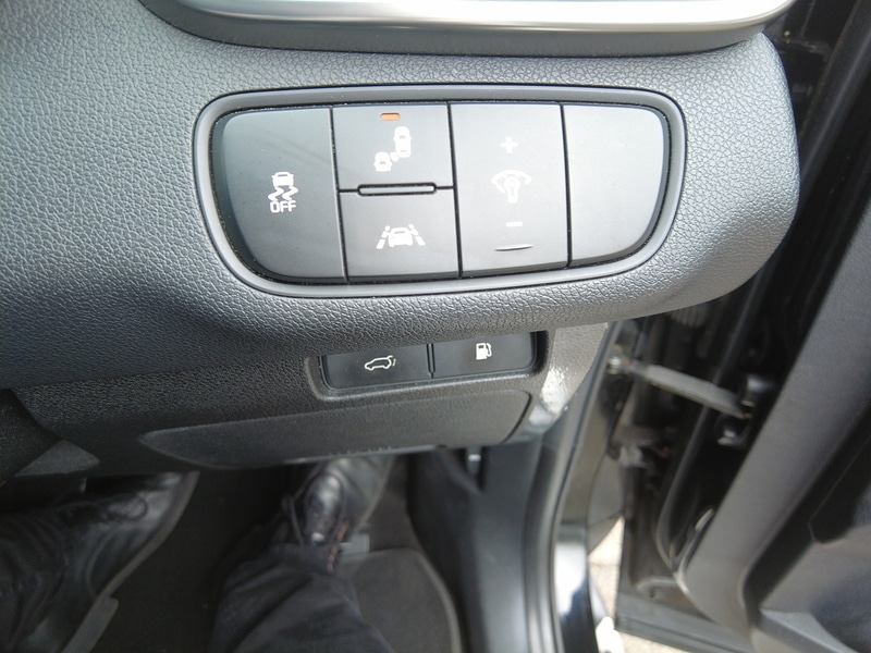 Used Kia Sorento 2015 for sale - 77530264: Photo 25