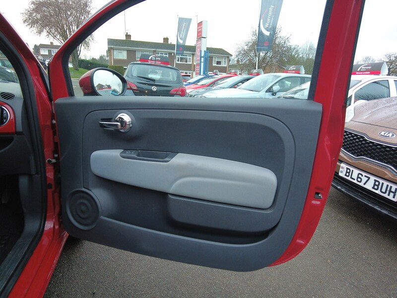 Used Fiat 500 2016 for sale - 77530232: Photo 42