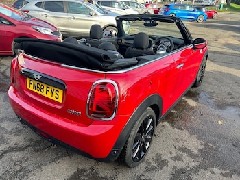 Used MINI Convertible 2018 for sale - 77605240: Photo